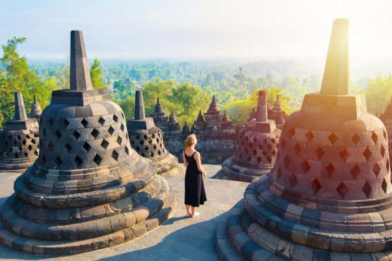 YOGYAKARTA; SUNRISE FROM THE HILL AND BOROBUDUR CLIMB UP.. - FAQ