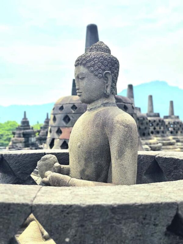 Yogyakarta; Sunrise Hill/Borobudur climb up & Prambanan - Who Is This Tour Best For?