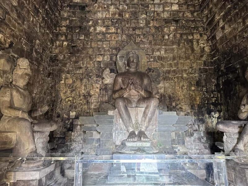 Yogyakarta Sunrise Tour From Punthuk Setumbu Plus Borobudur - An In-Depth Look at the Yogyakarta Sunrise Tour