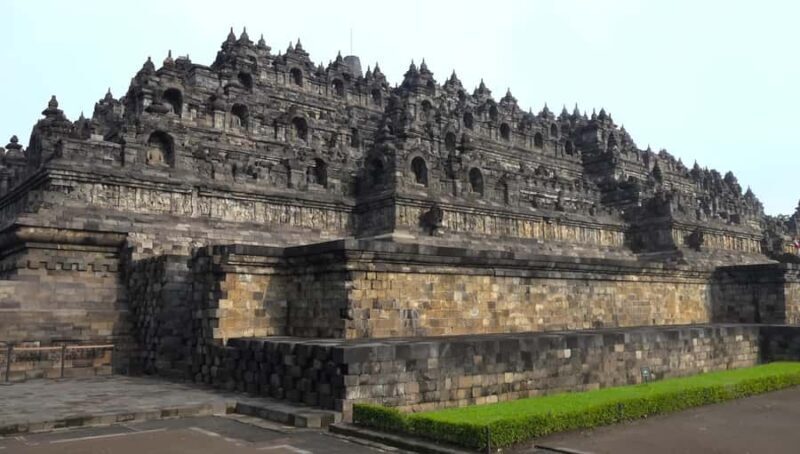 Yogyakarta: Temple Tour & Local Food Experience - FAQ