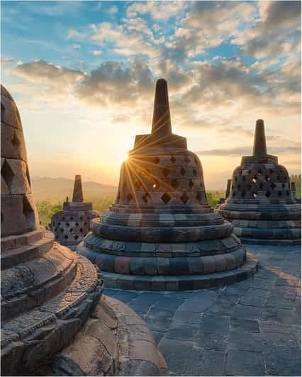 Yogyakarta Tour : Borobudur, Cirebon, Jakarta 3 Day 2 Night - Borobudur Temple Experience