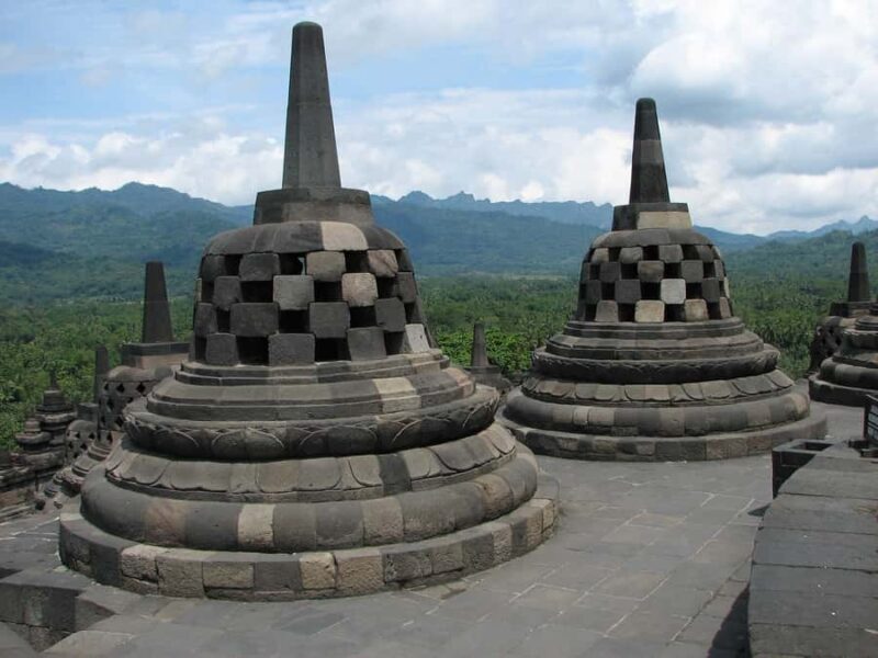 Yogyakarta: Tour Borobudur, Mendut, & Pawon Temples - The Sum Up