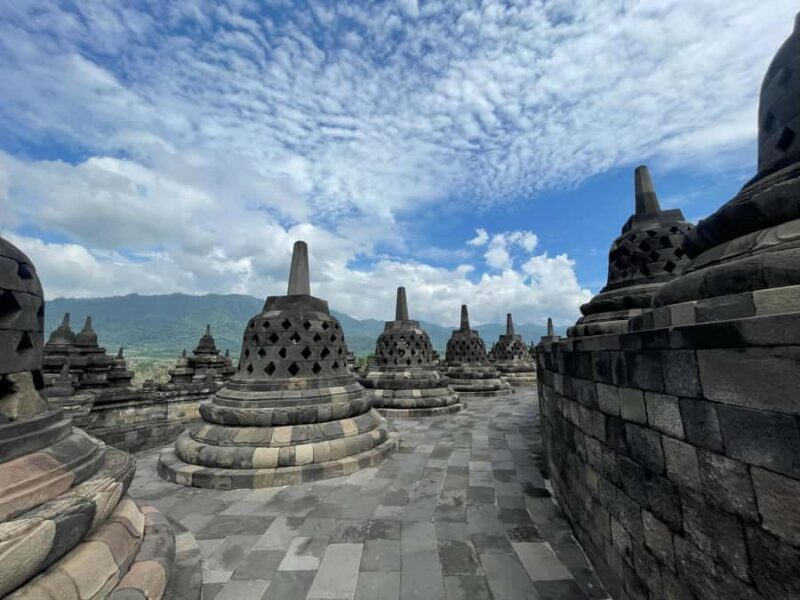 Yogyakarta: Tour Borobudur & Prambanan (Guaranteed climb) - Final Thoughts