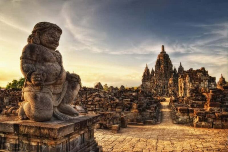 Yogyakarta: Tour Borobudur & Prambanan (Guaranteed climb) - Who is This Tour Best For?