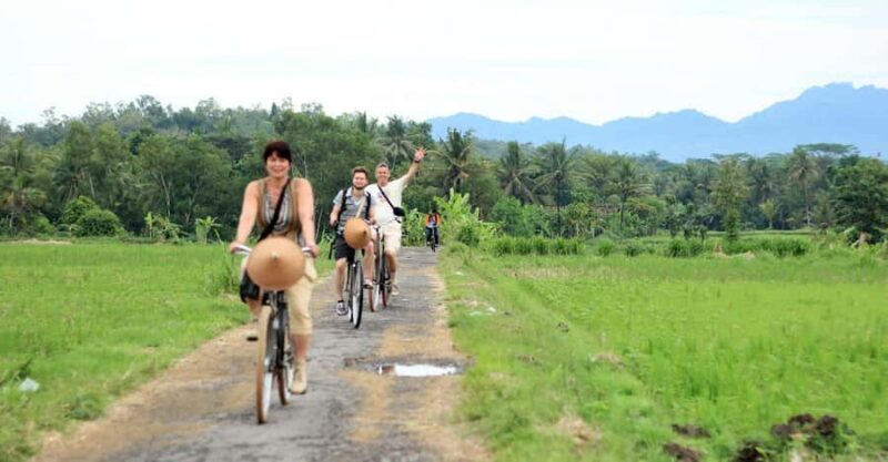 Yogyakarta: Traditional Village Bicycle Tour with Transfer - Good To Know