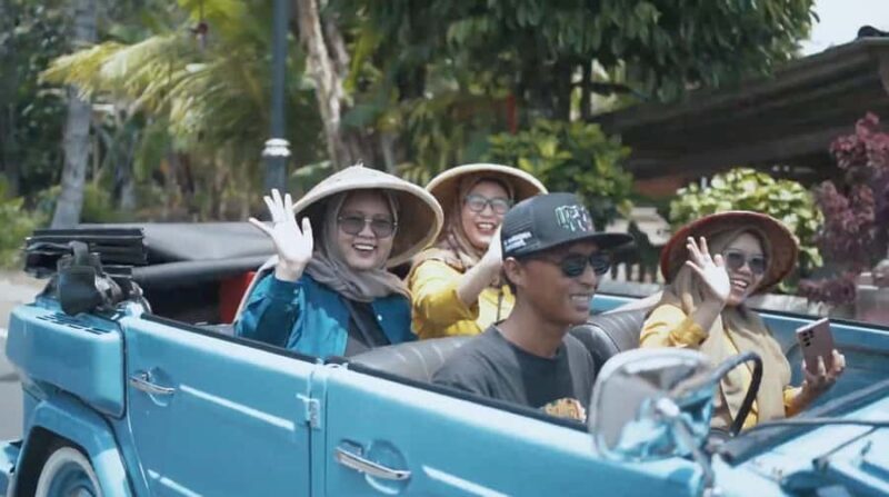 Yogyakarta : VW Borobudur English Guide Tour Day Trip - The Itinerary Breakdown