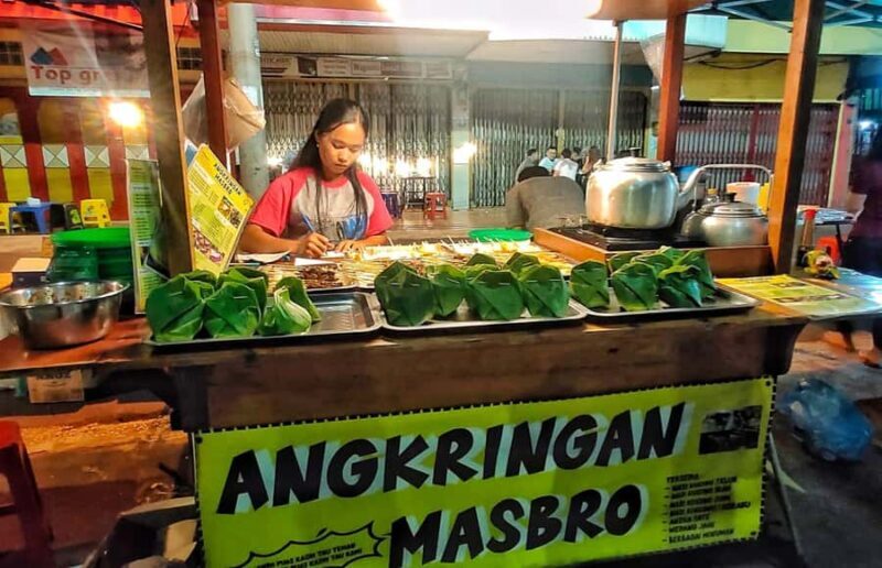 Yogyakarta walking tour: Gourmet Stroll & Nightly Highlights - Practical Details and Tips