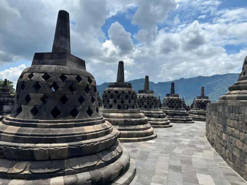 Yogyakarta:Mount Merapi Sunrise, Borobudur Climb & prambanan - A Practical Breakdown of the Tour Experience