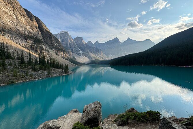 Yoho National Park: Emerald Lake and Louise Lake From Canmore - Transportation, Timing, and Group Experience