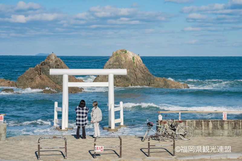YokaBus Nanzoin Bronze Buddha, Itoshima Totoro Forest, Futamigaura - The coast at Sakurai Futamigaura