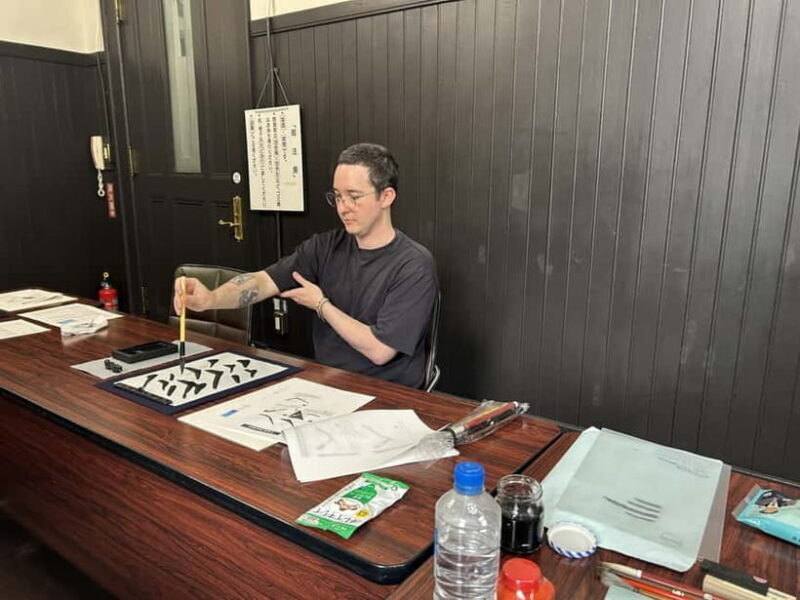 Yokohama: Japanese Calligraphy Class with Tea(sencha)&Sweets - Who Will Love This?