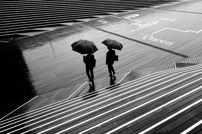 Yokohama Noir With Laurence Bouchard - Inclusions