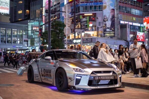 Yokohama/Tokyo: Nissan GT-R R35 and R34 Guided Tour - Vehicle Options Available