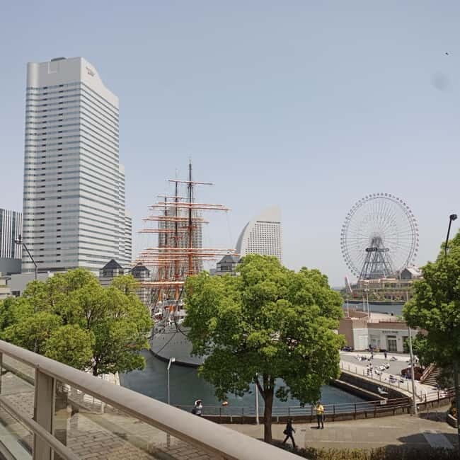 Yokohama: Tour with Coffee and Lunch - Authentic Experiences and Highlights