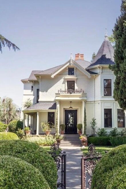 Yolo: Vineyards, Farms & Cultural Gems - Audio Driving Tour - Tour Highlights