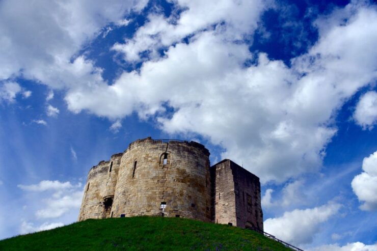 York: 1-Hour Small Group Evening Walking Tour - Booking and Logistics