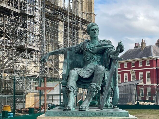 York: City Chronicles Historical Walking Tour - Review Summary