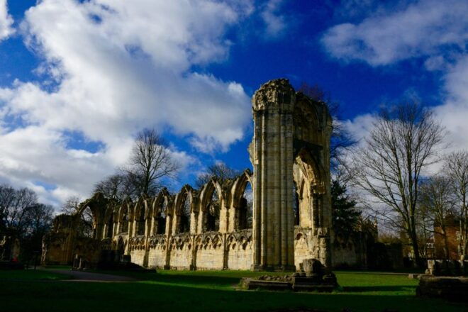 York: City Highlights Small Group Walking Tour - Learn About the History of York Minster