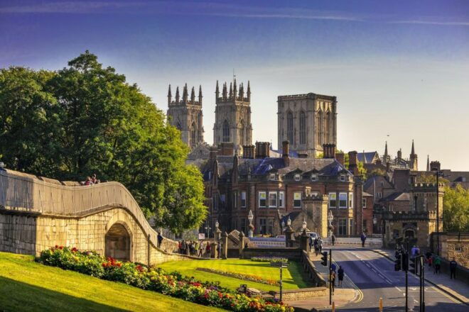 York Fun Puzzle Treasure Hunt! - Duration and Availability