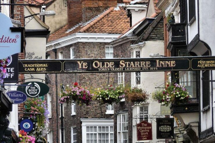 York Private Guided Walking Tour - Historical Experience