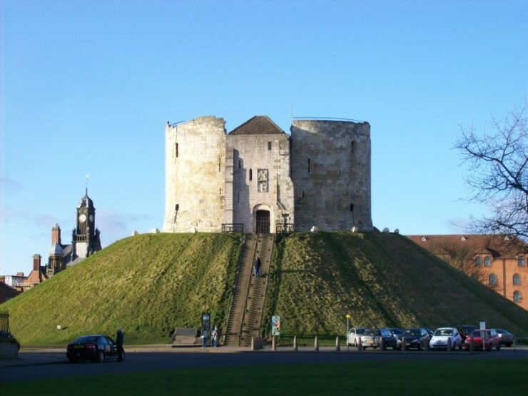 York: Romans, Vikings, and Medieval Marvels Audio Guide - Key Figures in Yorks History