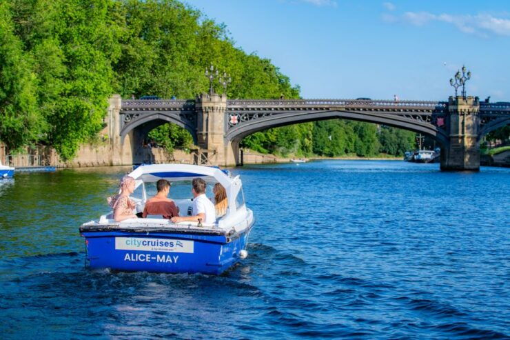 York: Self-Steer Boat Rental - Experience of the Activity