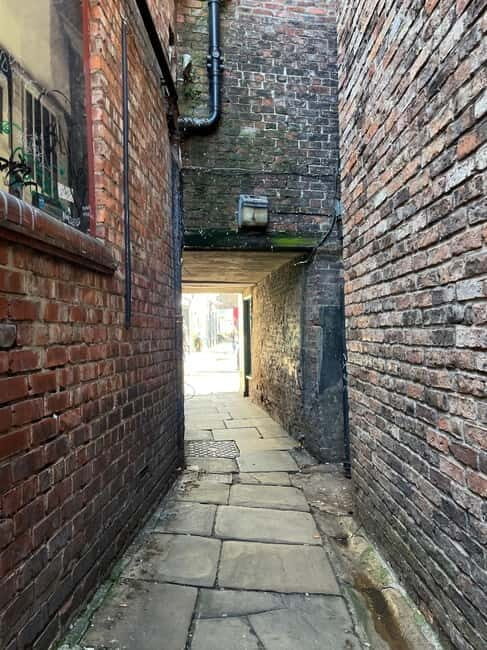 Yorks Snickelways Story Walking Tour - Discover York’s Snickelways: An Authentic Walk Through Hidden Alleys
