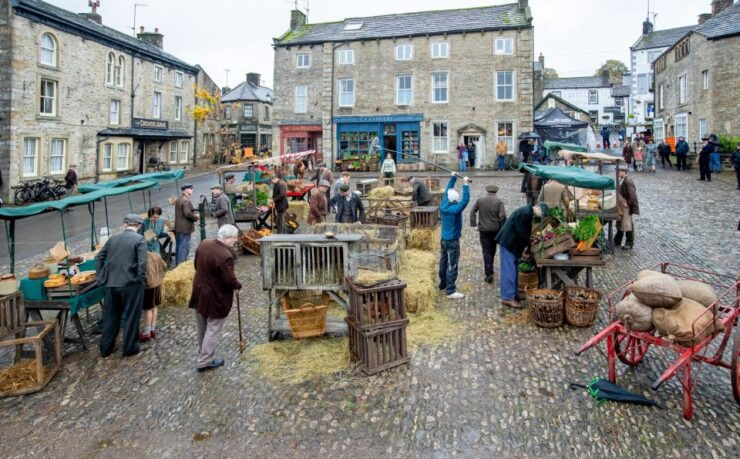 Yorkshire: All Creatures Great and Small Mini-Coach Tour - Activity Details