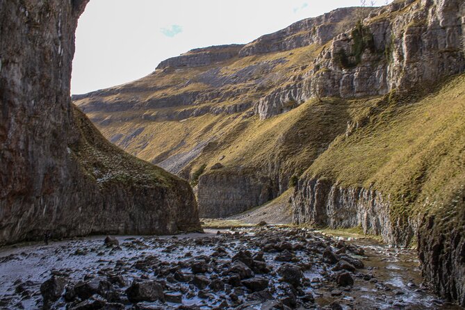 Yorkshire Dales Tour App, Hidden Gems Game and Big Britain Quiz (7 Day Pass) UK - The Sum Up