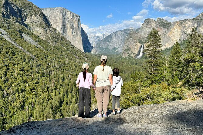 Yosemite Magic: Highlights, Sunset, and S'mores - The Guides: Passionate and Knowledgeable