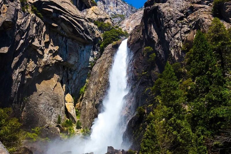 Yosemite National Park Guided Tour - A guide can make the drive part of the visit