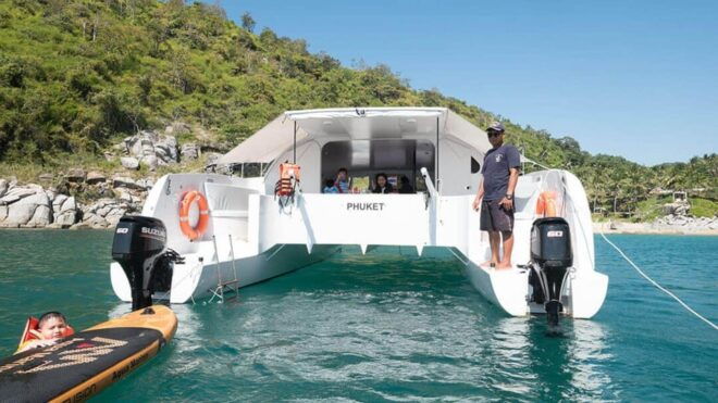 Your Adventure Awaits With Hot Chilli 38FT - Stealth - Destinations to Explore