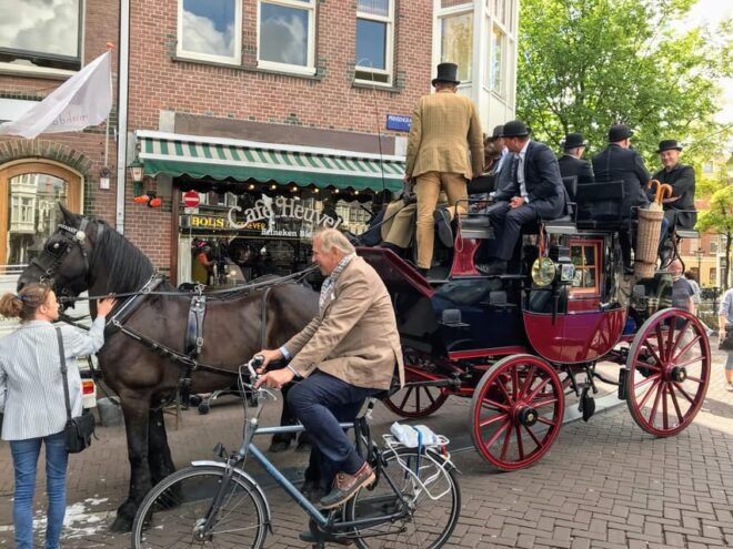 Your Own Amsterdam. The Old Side - Quirky City Aspects Unveiled