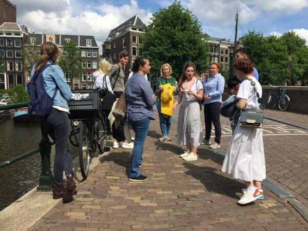 Your Own Amsterdam. The Old Side - Enriching Feedback From Visitors