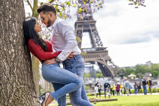 Your Private Photographer in Paris (-; - Meeting and Pickup