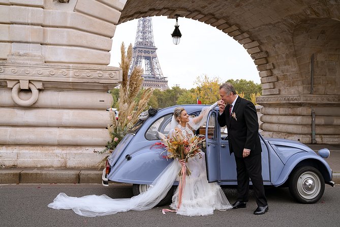 Your Private Photographer in Paris (-; - High-resolution Photos for Online Gallery and Printing