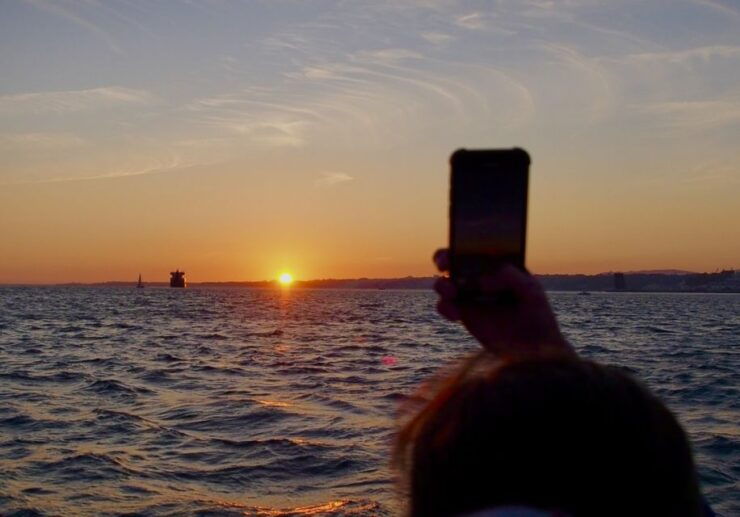 Your Private Sunset Sailing on the Tagus River - Experience Description