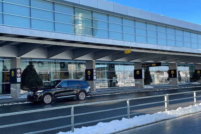 YQB Airport Transfer - Pricing and Booking