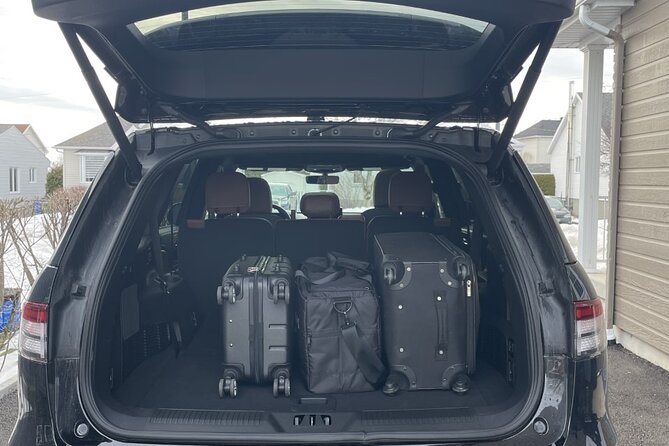 YQB Airport Transfer - Drop-off Point Selection
