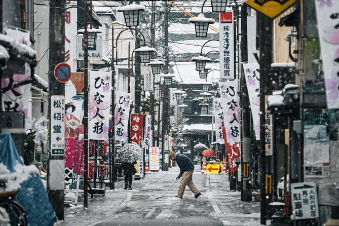 Yudanaka Onsen Experience with Craft Beer near Monkey Park - Who Would Love This Experience?