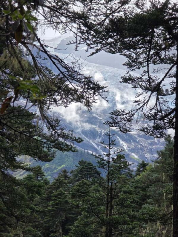 Yunnan: 4-Day Hiking Tour of Yubeng and Meili Snow Mountain - Day 2: Trek to Yubeng Village