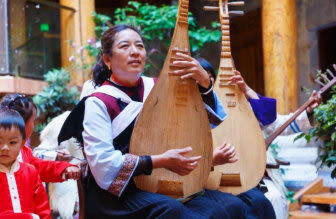 Yunnan 6-Day Jade Dragon Snow Mountain & Dali Old Town Tour - Lijiang adds old-town character and mountain access
