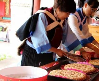 Yunnan 6-Day Jade Dragon Snow Mountain & Dali Old Town Tour - Hotels, meals and the value of an organized package