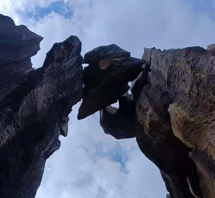 Yunnan: Private Day Tour to Stone Forest - Good To Know