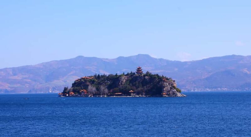 Yuxi, Yunnan: Fuxian Lake Sailing Base  60-Minute Sail - Good To Know