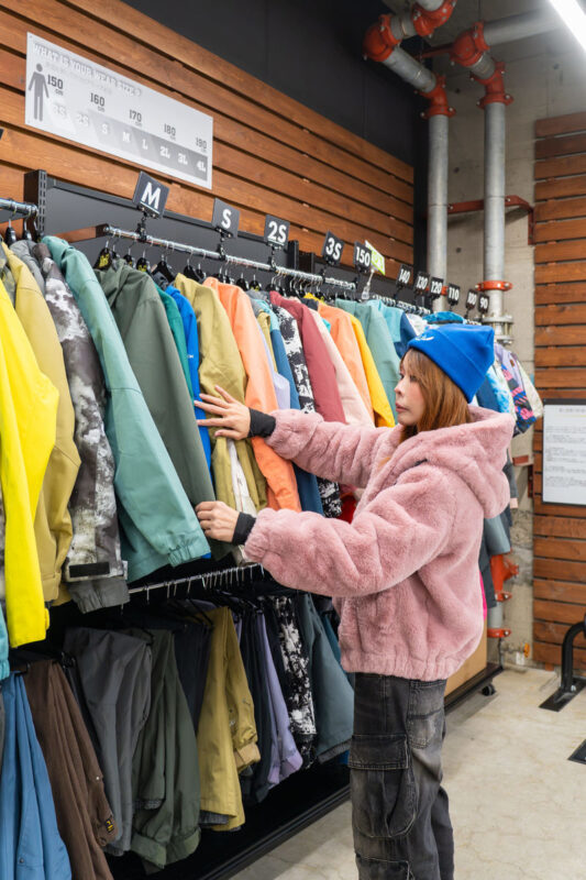 Yuzawa Private Ski Lesson in English, Chinese, and Thai (Includes Round-Trip Transportation) - Transfers, rentals, and the meeting routine