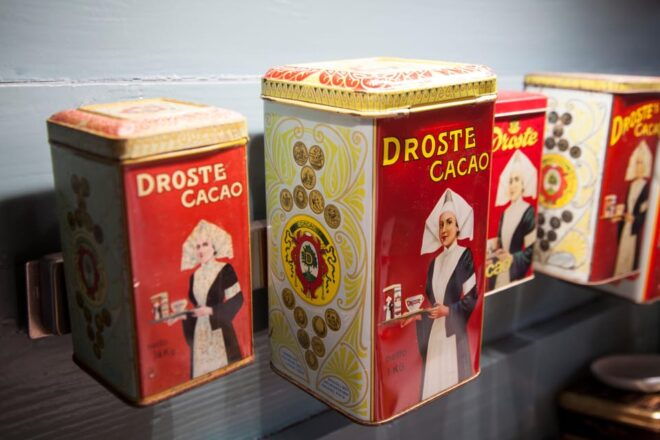 Zaandijk: Chocolate Walkabout Tour & Chocolate Tasting - Accessibility & Restrictions