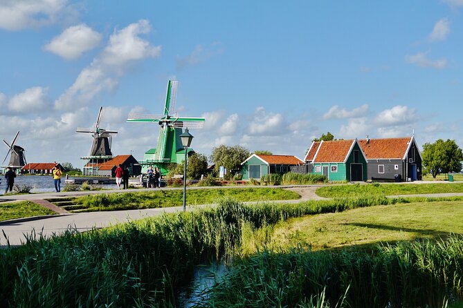 Zaanse Schans and Countryside Day Trip From Amsterdam - Countryside Bike Ride