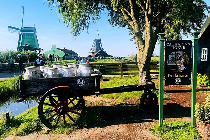 Zaanse Schans and Giethoorn Small-Group Tour With Hotel Pick up - Additional Information