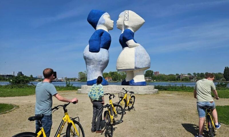 Zaanse Schans: E-bike day trip: Windmills, Cheese and Nature - An In-Depth Look at the Tour Experience